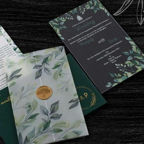 trace-paper-wedding-card-11by Weddingcard center